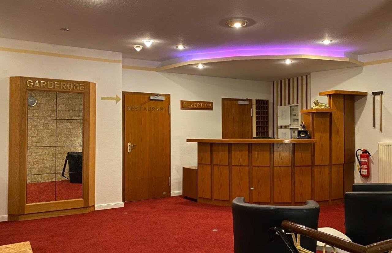 Hotel Goldener Loewe Цойленрода Экстерьер фото